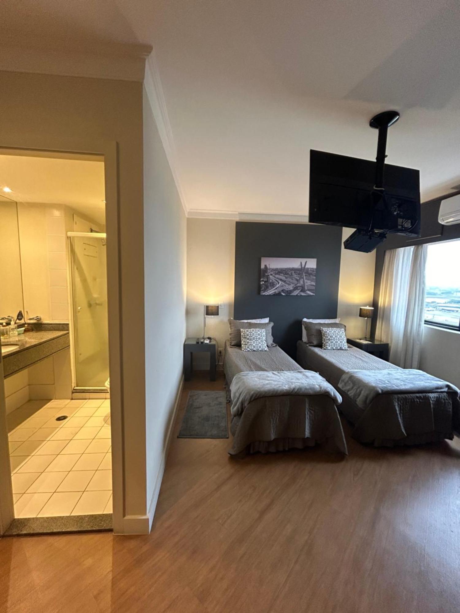 Apartamento Flat Aeroporto Congonhas Nobil Vista Pista Garagem Gratis 2005
