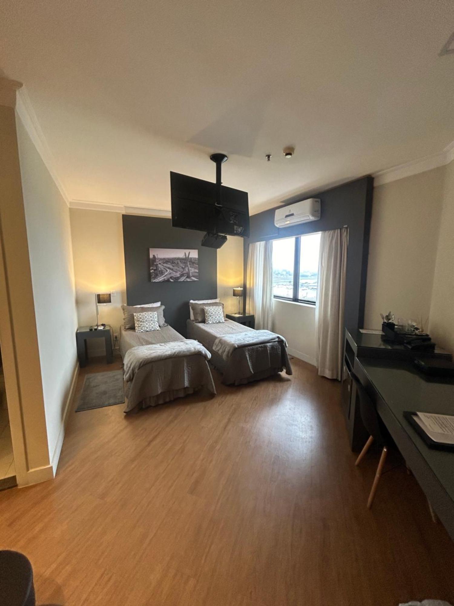 Flat Aeroporto Congonhas Nobil Vista Pista Garagem Gratis 2005 Apartamento *